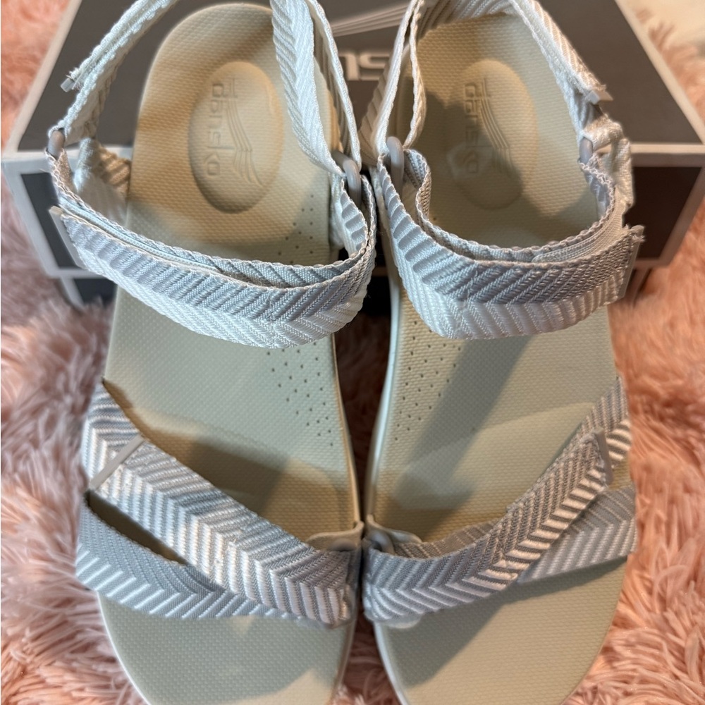 Dansko Women's Sandals in Light Gray